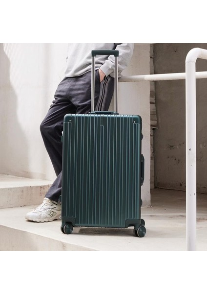 Nınetygo All-Round Guard Luggage 26" Green Çok Yönlü Koruyucu Bagaj Yeşil %100 Bayer Covestro Makrolon® Polikarbonat (Pc) Gövde ve Alüminyum-Magnezyum Alaşımlı indirimleri
