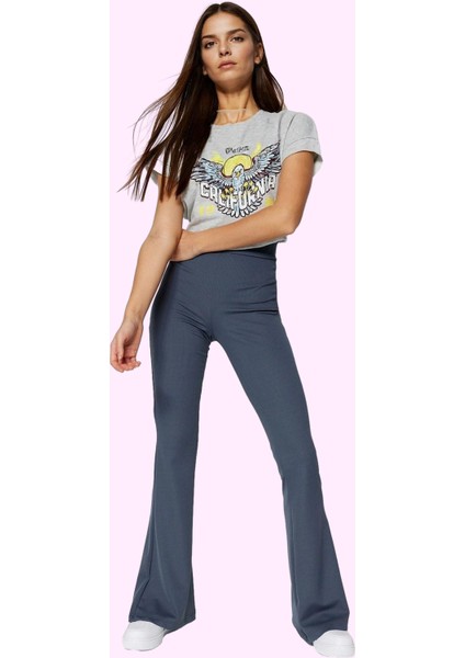 Kadın Yüksek Bel Flare Pantolon Günlük Kombinler Için Esnek Örme Kumaş Yaz Aylarının Vazgeçilmezi fiyatları