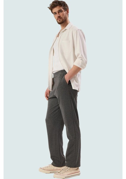Erkek Geniş Paça Örme Pantolon Rahat Kesim Günlük Kullanım Için Dokulu Kumaş Modern Tasarım fiyatları