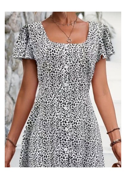 Kadın Kısa Kollu Kare Yaka Önden Düğmeli Çiçekli Süprem Elbise fiyatları