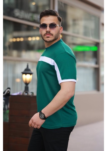 Erkek Şerit Detaylı Kısa Kollu T-Shirt fiyatları