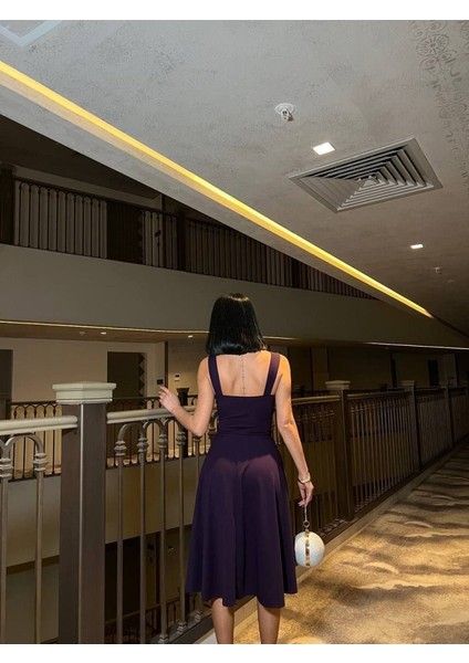 Kadın Dalgıç Krep Kumaş Kalp Yaka Askılı Midi Boy Elbise fırsatları