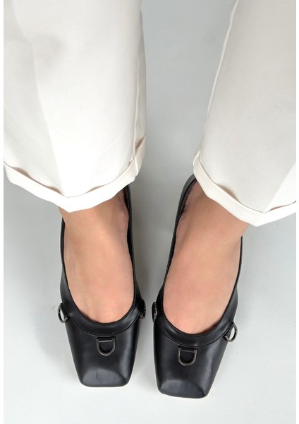 Bernishoes Cande Siyah Cilt Topuklu Ayakkabı fiyatları
