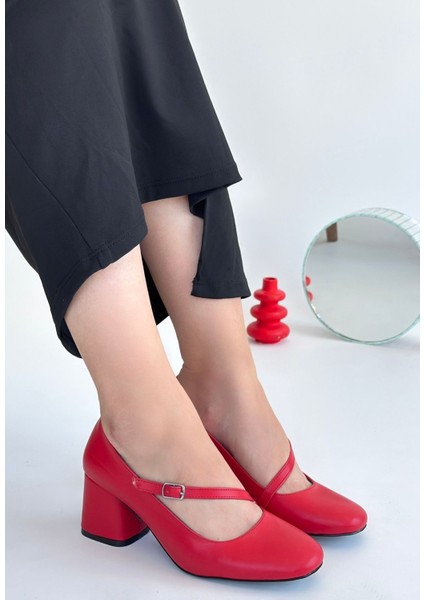 Bernishoes Kier Kırmızı Cilt Topuklu Ayakkabı