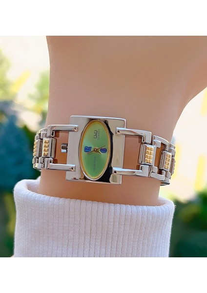 QZ01J7821A Vintage Kadın Kol Saati