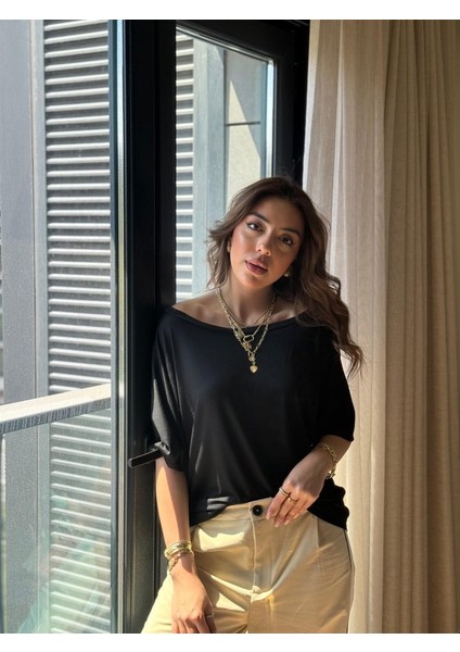 Kadın Tek Omuzu Açık Kısa Kollu Salaş Viskon Bluz fiyatları