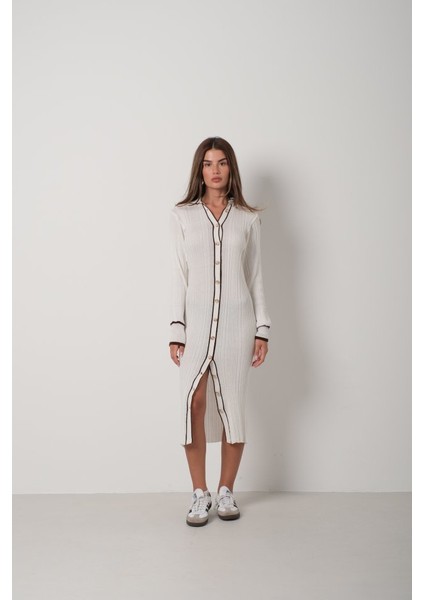 Polo Yaka Düğmeli Elbise