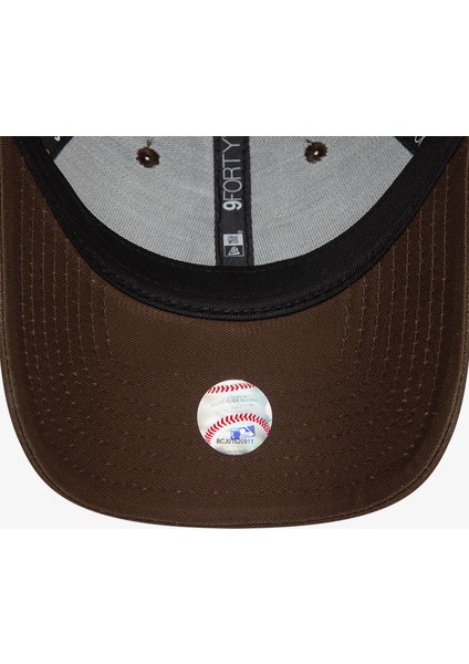 League Essentials 9forty