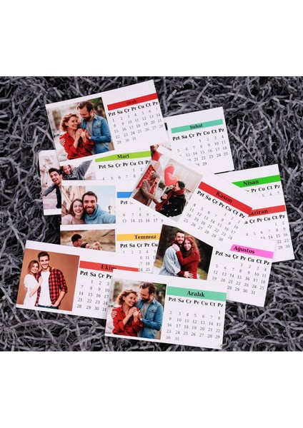 Kişiye Özel Yılbaşı Hediyesi Yatay Masaüstü Her Ay Için Özel 12 Fotoğraflı Masa Takvimi ve Kupa Bardak Peluş Ayıcık Ahşap Çerçeve modelleri