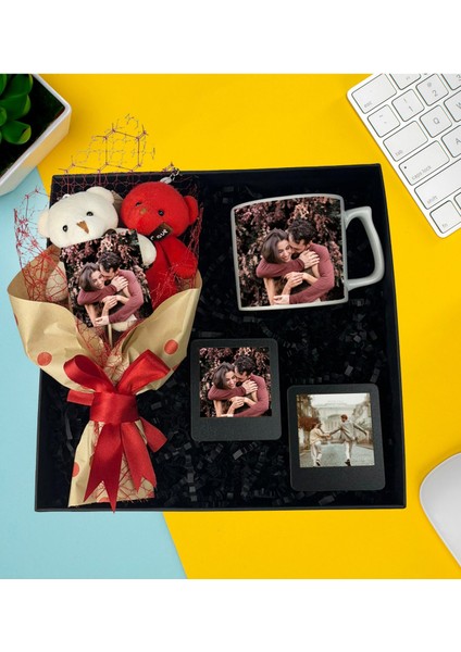 Kalp Kutu Fotoğraflı Resimli Ayıcık Buketi Resimli Çay ve Nescafe Fincanı Ahşap Siyah Masaüstü Çerçeve