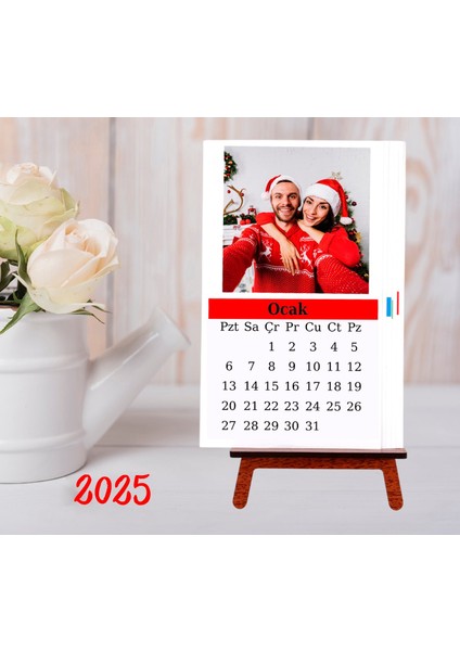 Kişiye Özel Yılbaşı Hediyesi Dikey Masaüstü Her Ay Için Özel 12 Fotoğraflı Masa Takvimi ve Kupa Bardak Peluş Ayıcık Siyah Çerçeve fiyatları