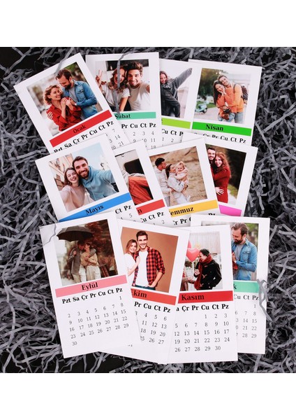 Kişiye Özel Yılbaşı Hediyesi Dikey Masaüstü Her Ay Için Özel 12 Fotoğraflı Masa Takvimi ve Kupa Bardak Peluş Ayıcık Siyah Çerçeve modelleri