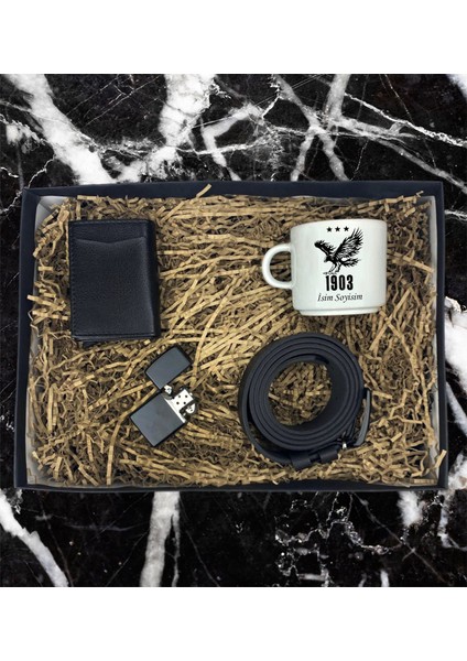 Kişiye Özel Siyah Beyaz Taraftar Isim Soyisim Tasarımlı Nescafe Fincanı Mekanizmalı Cüzdan Kemer Çakmak Özel Hediye Seti