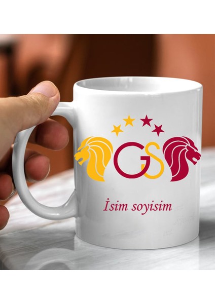 Kişiye Özel Sarı Kırmızı Taraftar Tasarım ve Isim Soyisim Tasarımlı Kupa Bardak Peluş Ayıcık Anahtarlı Ahşap Çerçeve ve Kartanesi Kolye Seti fiyatları