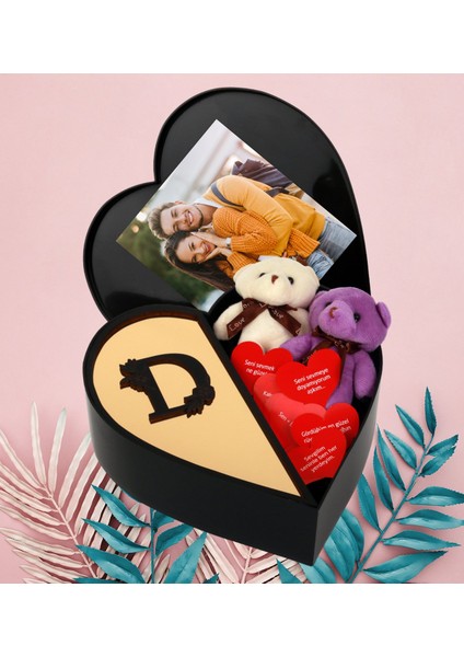 Kalpli Kutu Kişiye Özel Aynalı Pleksi Baş Harf Tasarımlı Kalp Kutu ve Ikili Peluş Ayıcık Anahtarlık Aşk Sözleri (Sarı-Siyah)