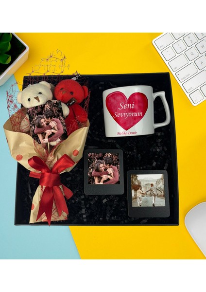 Kişiye Özel Premium Fotoğraflı Resimli Ayıcık Buketi Resimli Çay ve Nescafe Fincanı Ahşap Siyah Masaüstü Çerçeve