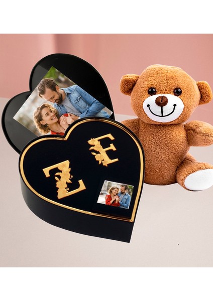 Kalpli Kutu Kişiye Özel Çift Pleksi Harf Tasarımlı Kalp Kutu ve 25 cm Peluş Ayıcık ve Ahşap Çerçeve