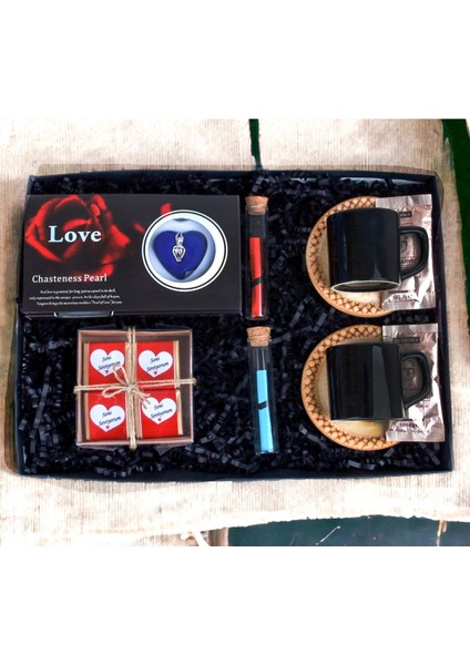 2li Bambu Kahve Fincanı 2 Li Türk Kahvesi & Istiridye Içinde Gerçek Inci Kolye Kalpli Kutuda Madlen Çikolata ve Sürpriz Set