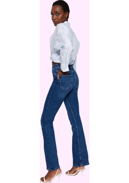 Kadın Yüksek Bel Uzun Boy Flare Jean Denim Günlük Kombinler Hafta Sonu Yaz Aylarının Vazgeçilmezi modelleri