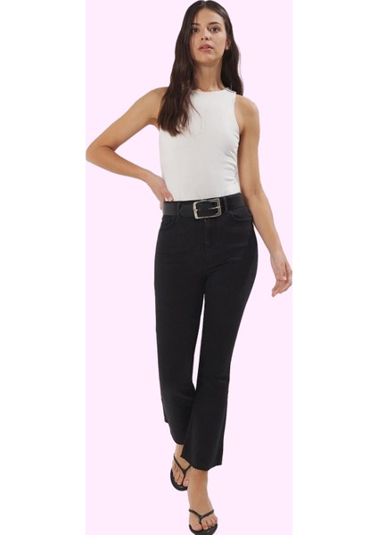 Kadın Yüksek Bel Geniş Paça Denim Pantolon Regular Boy Flare Kesim Günlük Stil Özel Günler