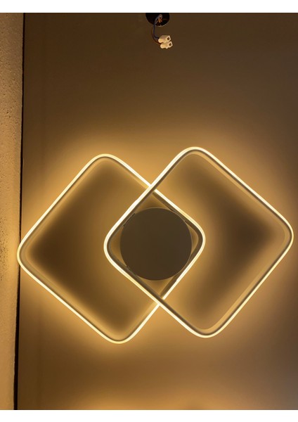 Yüksek Aydınlatmalı Kare Beyaz Tavan Plafonyer LED Avize, 3 Renk Aydınlatma modelleri