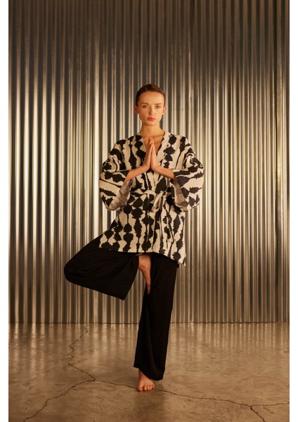 Kadın Keten Dokuma Yırtmaç Detaylı Kimono