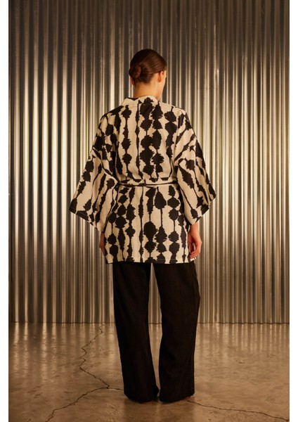 Kadın Keten Dokuma Yırtmaç Detaylı Kimono fırsatları