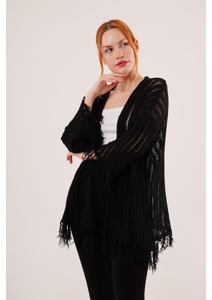 Püskül Detaylı Delikli Model Siyah Hırka fırsatları