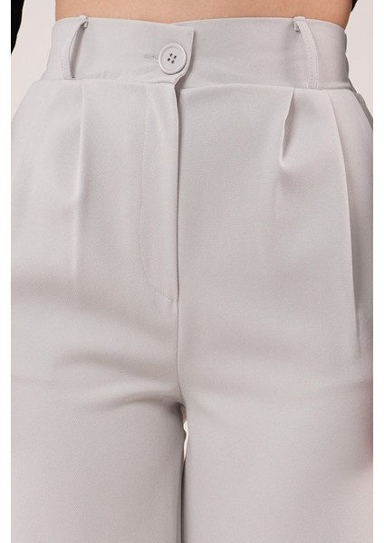 Bol Paça Piliseli Gri Pantolon fırsatları