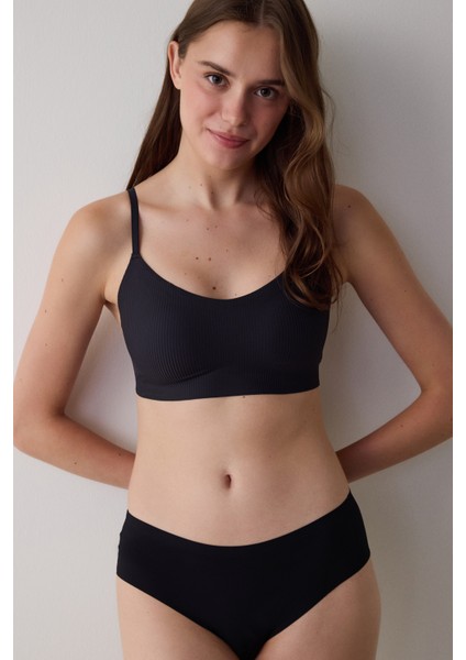 Siyah Fit Dikişsiz Balensiz Push Up Sütyen fiyatları