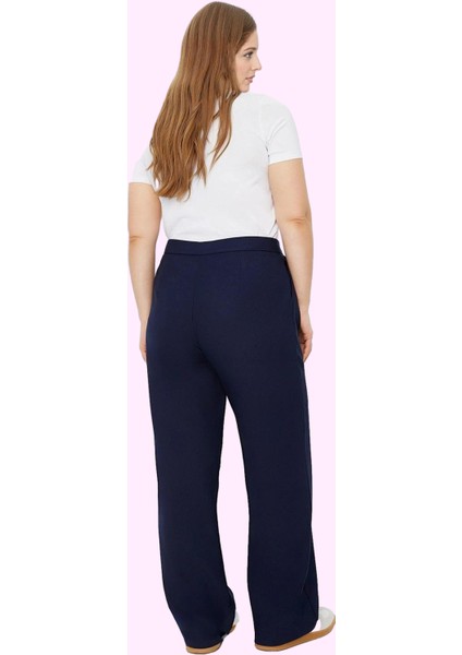 Kadın Düz Desenli Geniş Paça Pantolon Ofis ve Günlük Kombinler Için Yaz Aylarının Vazgeçilmezi modelleri