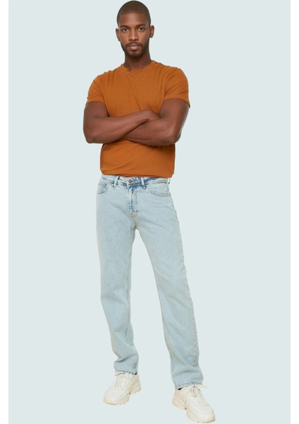 Erkek Pamuk Denim Pantolon Regular Fit Boru Paça Günlük ve Rahat Yaz Aylarının Vazgeçilmezi