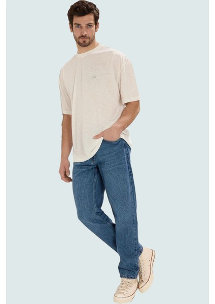 Erkek Pamuk Relaxed Fit Kot Pantolon Günlük Şıklık Modern Tasarım Yaz Aylarının Vazgeçilmezi