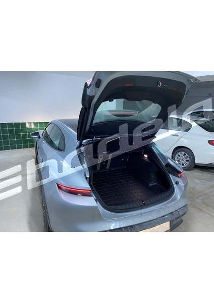 2022 Porsche Taycan Cross Turismo 3D Kauçuk Bagaj Havuzu
