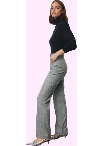 Kadın Ekose Straight Pantolon Kışlık Şıklık ve Rahatlık Günlük Kullanım Yaz Aylarının Vazgeçilmezi fiyatları