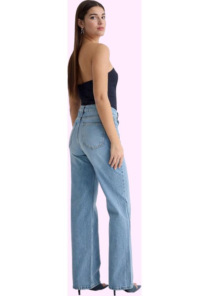 Kadın Pamuklu Denim Geniş Paça Pantolon Günlük Stil Özel Günler Yaz Aylarının Vazgeçilmezi modelleri