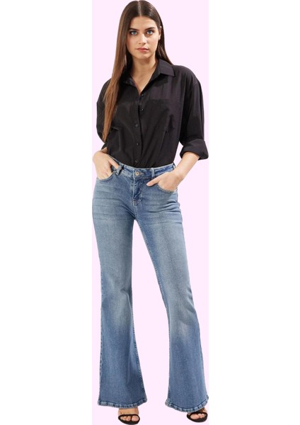 Kadın Stretch Denim Flare Pantolon Günlük Kombinler Için Hafta Sonu Yaz Aylarının Vazgeçilmezi