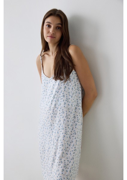 Optik Beyaz Lilah Çiçekli V Yaka Ayarlanabilir Askılı Gecelik fiyatları