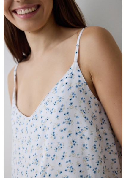 Optik Beyaz Lilah Çiçekli V Yaka Ayarlanabilir Askılı Gecelik modelleri