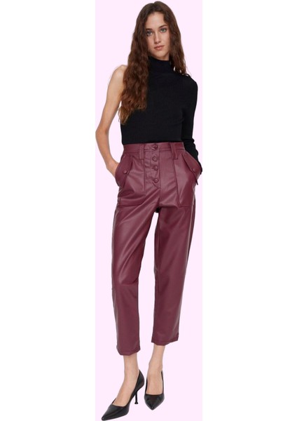 Kadın Düz Desenli Regular Havuç Pantolon Suni Deri Dokuma Kumaş Günlük Kombin Modern Tasarım