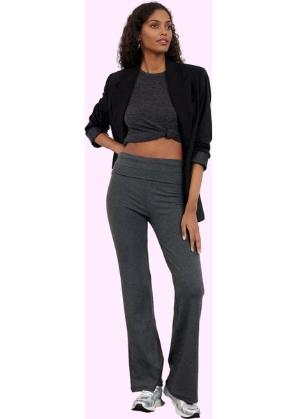 Kadın Interlok Örme Pantolon Ispanyol Paça Günlük Stil Için Mükemmel Yaz Aylarının Vazgeçilmezi fiyatları