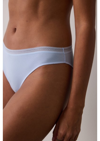 Açık Mavi Düşük Bel Dantel Detaylı Pamuklu Slip Külot