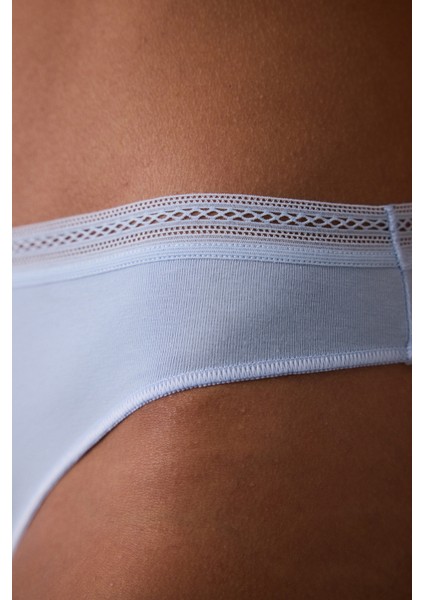 Açık Mavi Düşük Bel Dantel Detaylı Pamuklu Slip Külot fiyatları