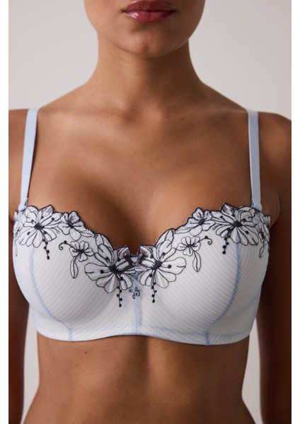 Çizgili Lotus Işlemeli Balenli Toparlayıcı Straplez Sütyen fiyatları