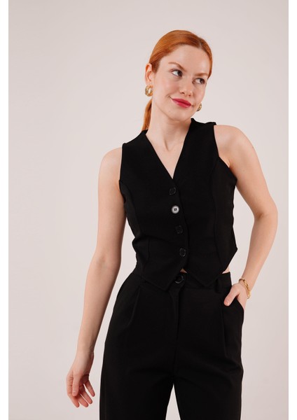 Önü Düğmeli Siyah Yelek modelleri