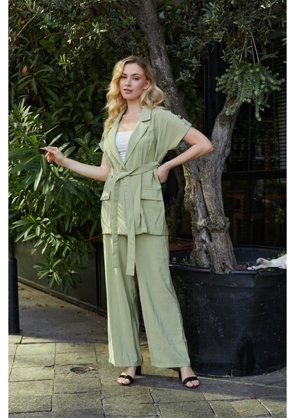 Kadın Ipeksi Modal Kumaş Yakalı Düşük Omuzlu Apoletli Beli Kemerli Kısa Kol Düğmeli Ceket-Yağ Yeşil indirimleri