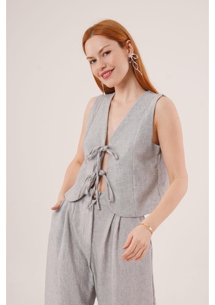 Ön Bağlama Detaylı Yelek ve Pantolon Gri Ikili Takım fırsatları