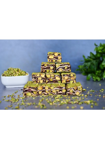 Toz Fıstıklı Çikolatalı Baklava Türk Lokumu 1000 gr