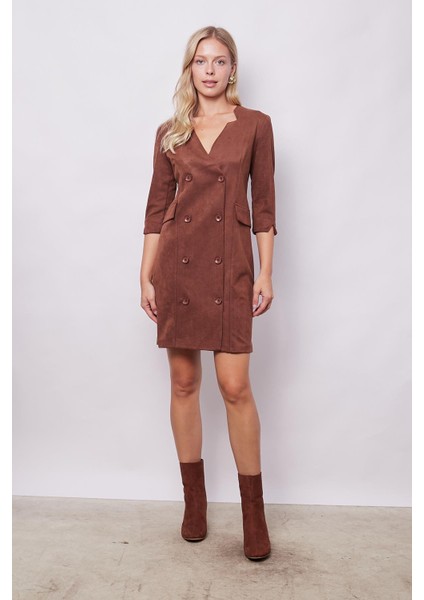 Kadın Kadife Likralı Yumuşak Dokulu Kruvaze Kapri Truvakar Kol Kolu Yırtmaçlı Ofis Ceket Elbise-Fındık Kabuğu modelleri