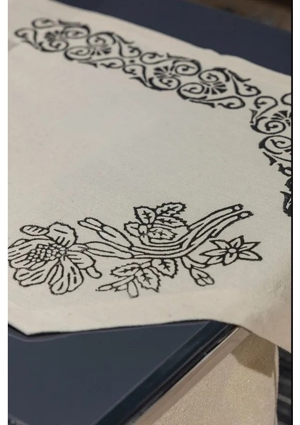 Manolya Desenli El Baskısı Runner fırsatları